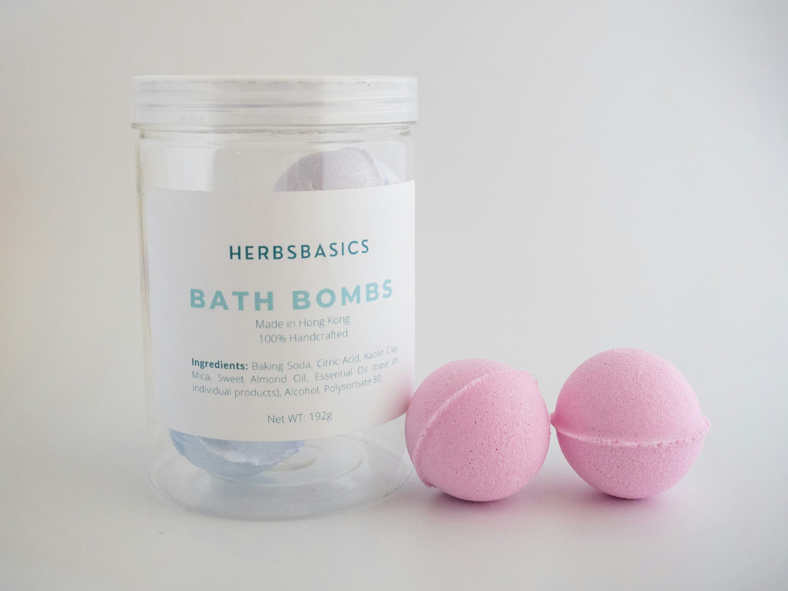 DIY Herbal Bath Soak Recipes for Ultimate Relaxation